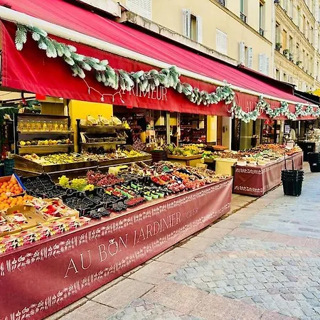 Magnifique Tour Eiffel / Rue Cler * Paris